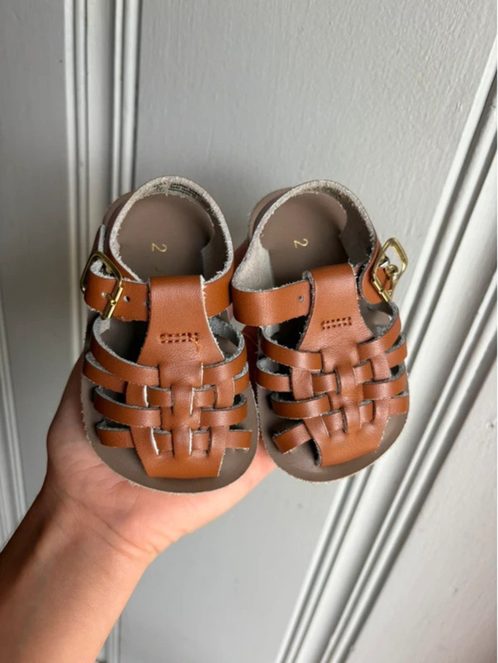 2C Brown Leather Sun San Salt Water Sandals